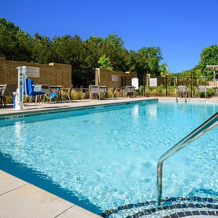Courtyard By Marriott Raleigh Cary Crossroads Otel Dış mekan fotoğraf
