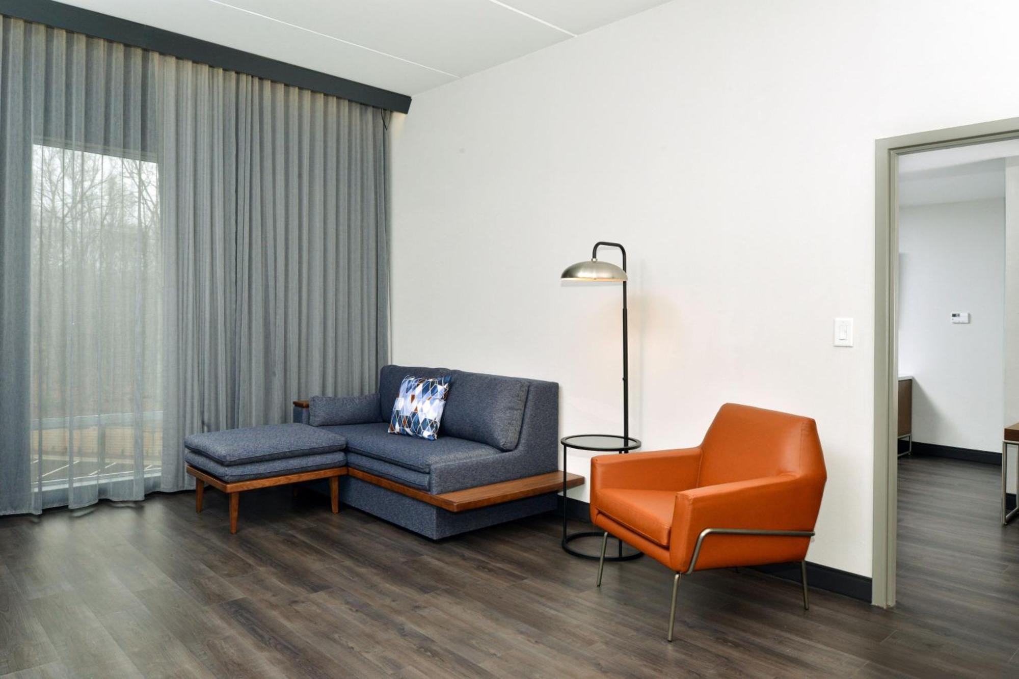Courtyard By Marriott Raleigh Cary Crossroads Otel Dış mekan fotoğraf