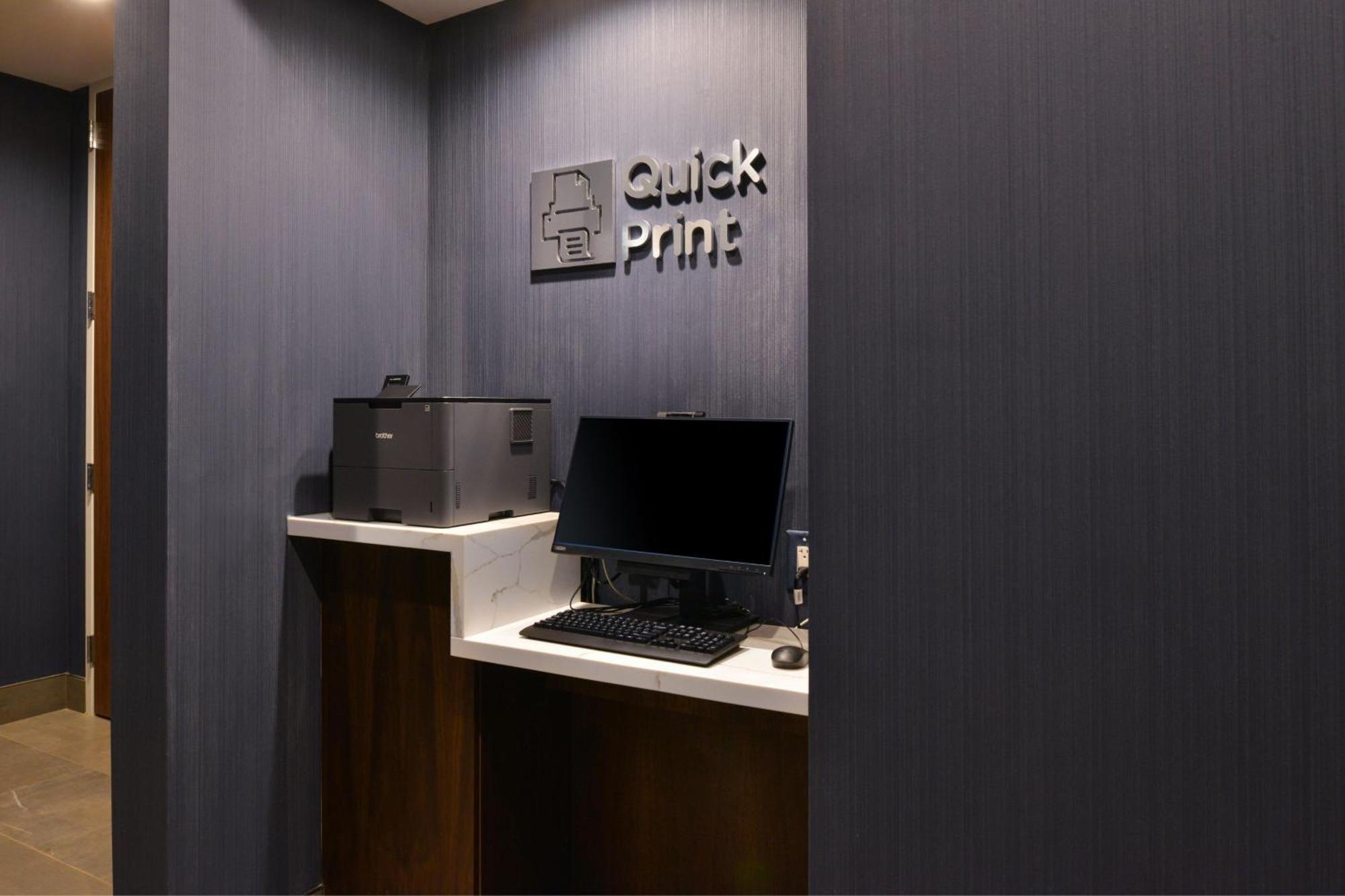 Courtyard By Marriott Raleigh Cary Crossroads Otel Dış mekan fotoğraf