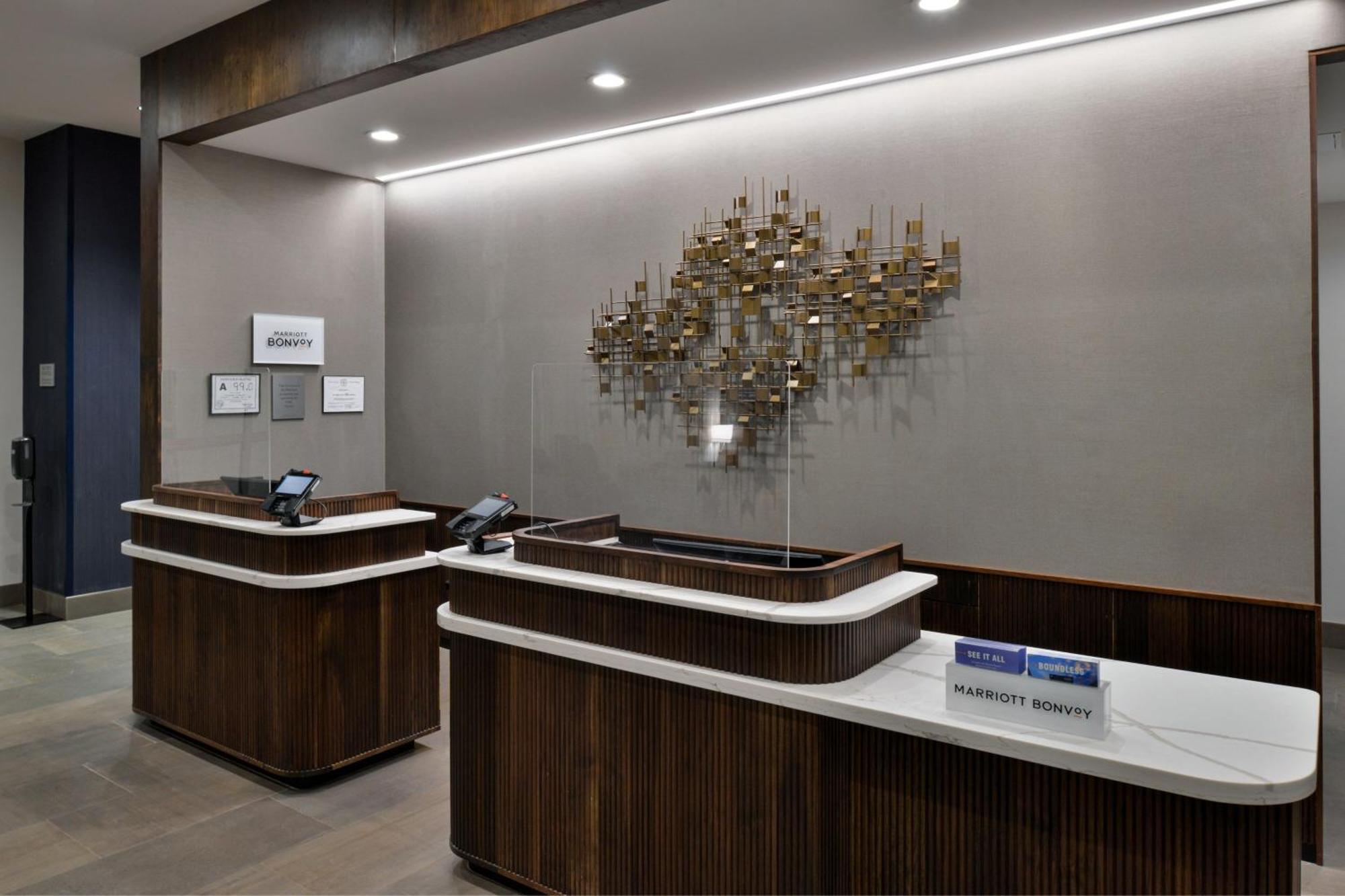 Courtyard By Marriott Raleigh Cary Crossroads Otel Dış mekan fotoğraf
