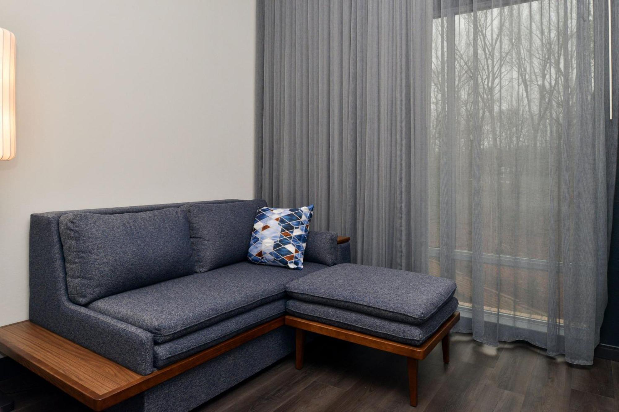 Courtyard By Marriott Raleigh Cary Crossroads Otel Dış mekan fotoğraf